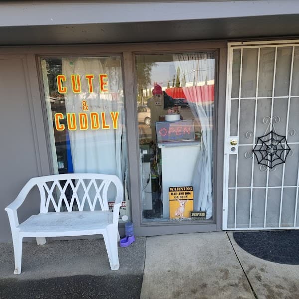 Cute & Cuddly Grooming image 1