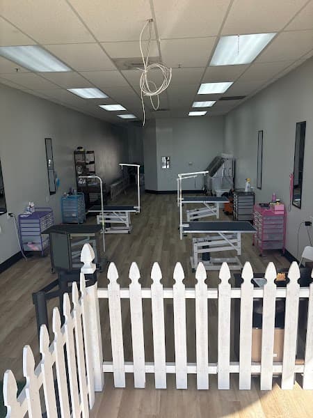 Shear Madness Grooming image 1