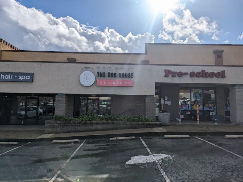 The Dog House Pet Salon image 2