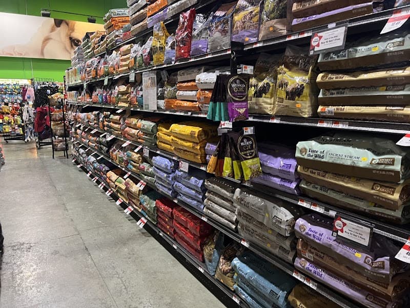 Pet Supplies Plus Woodland image 2