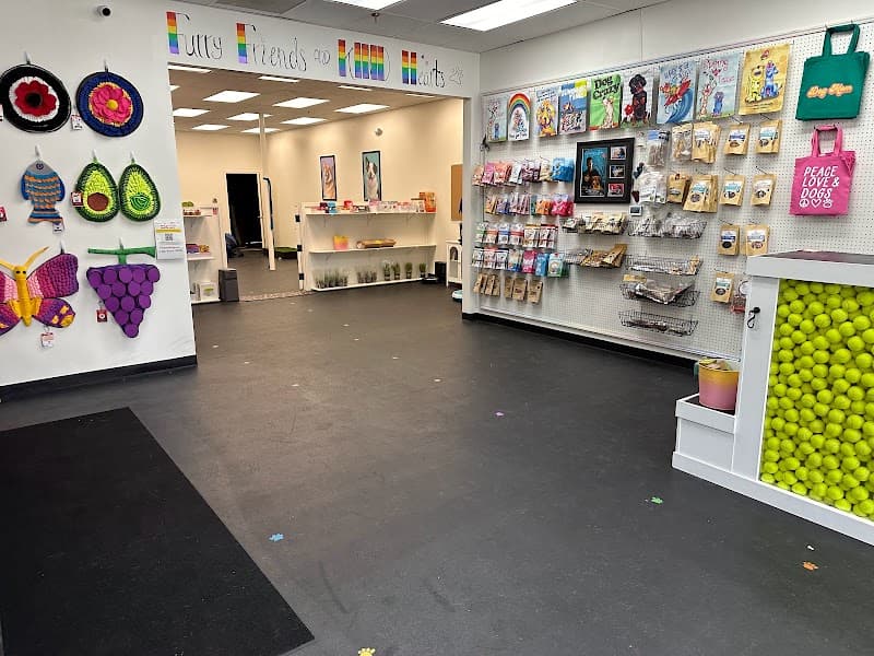 Paws N' Play image 1